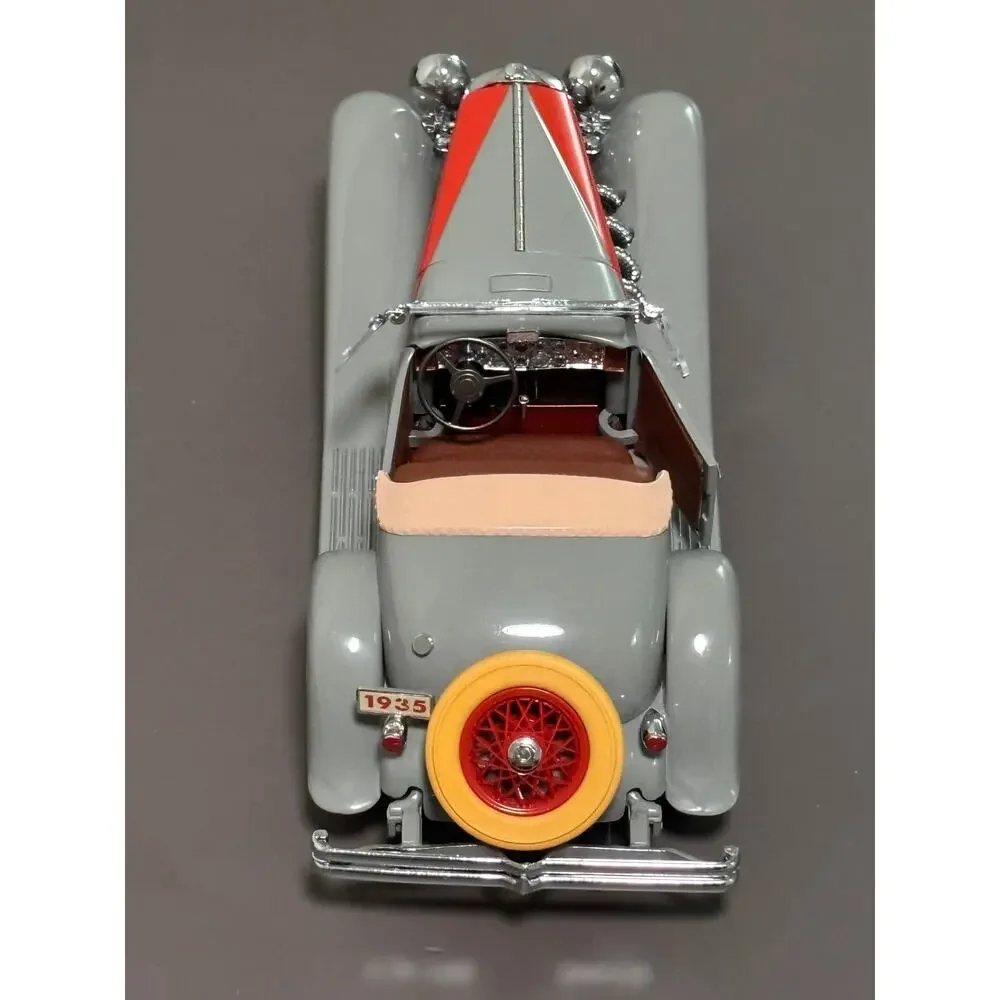 Danbury Mint 1935 Duesenberg SSJ Speedster Die Cast Model 1:24 Gray/Red 1987